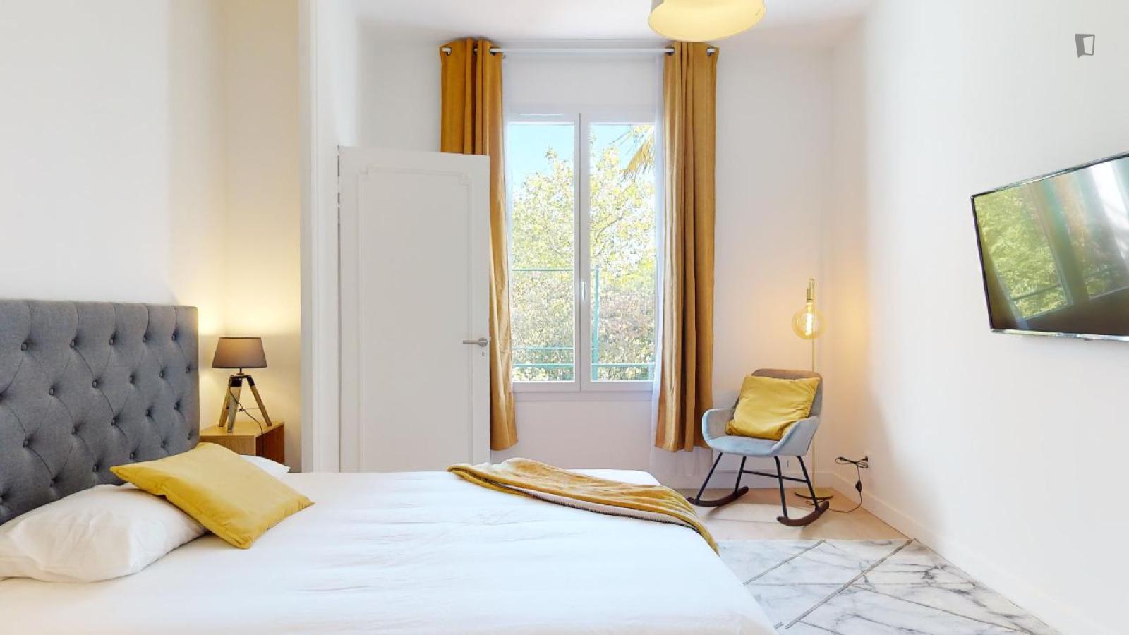 Ample Double Bedroom Near Botanical Garden - Ample double bedroom near Botanical Garden - Gallery - 1