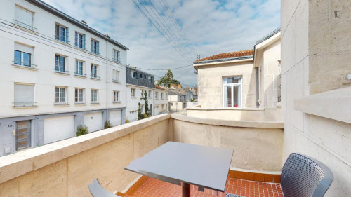 Spacious double bedroom near Botanical Garden - Gallery - 6