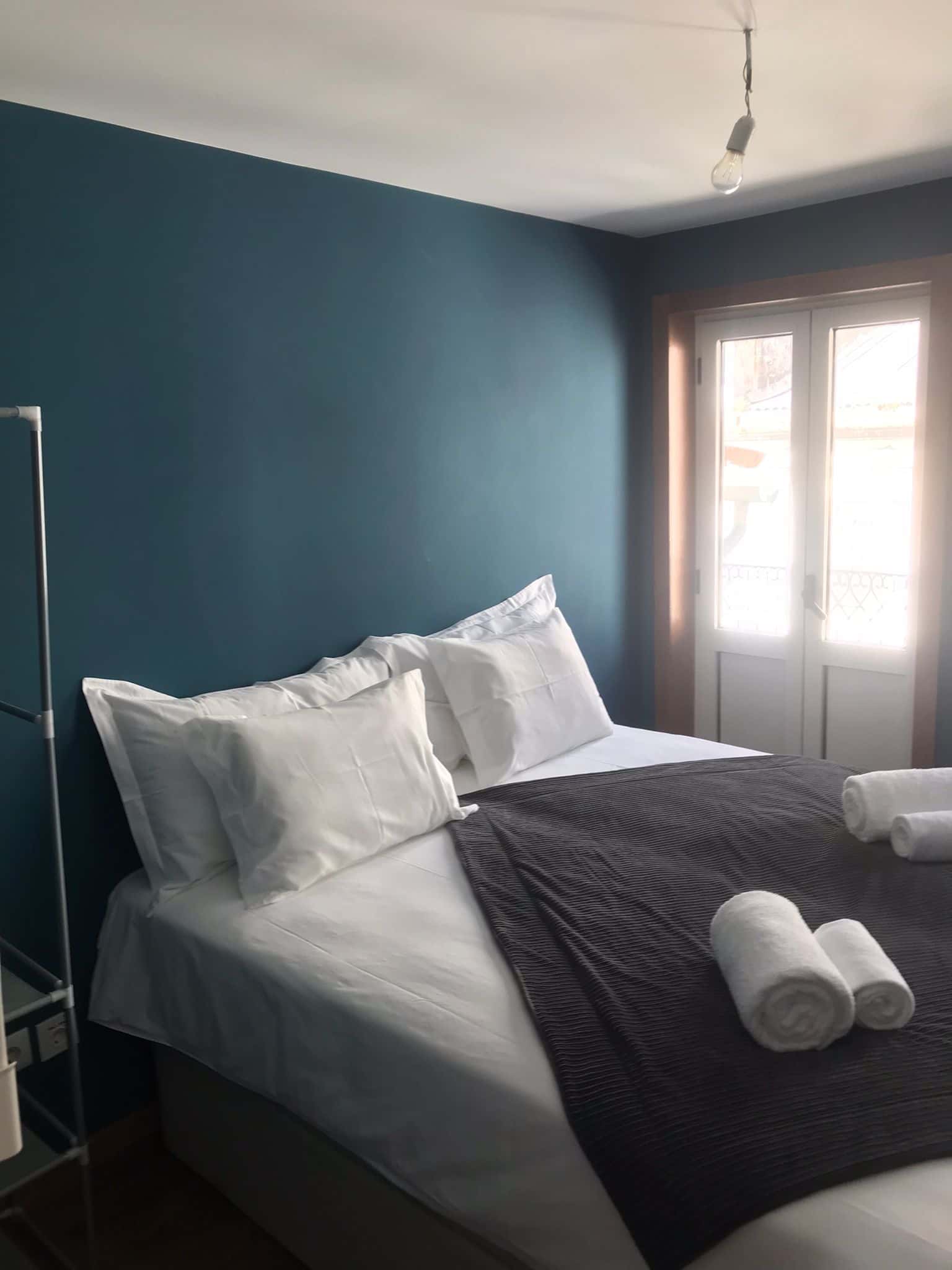  Double Room In Rua Visconde Da Luz, Coimbra  -  Double room in Rua Visconde da Luz, Coimbra  - Gallery -  1