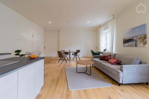 Apartment in Geisbergstraße, Berlin for 87 m² with 1 bedroom