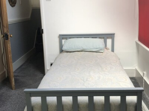 Room in Windsor town centre