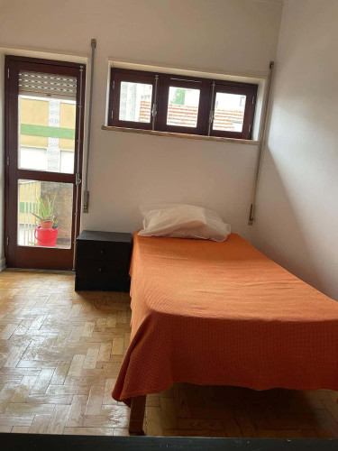 Single Room in Coimbra