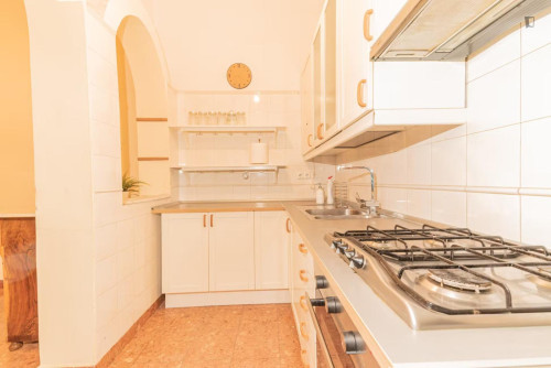 Inviting double ensuite bedroom near Bajza utca station  - Gallery -  5