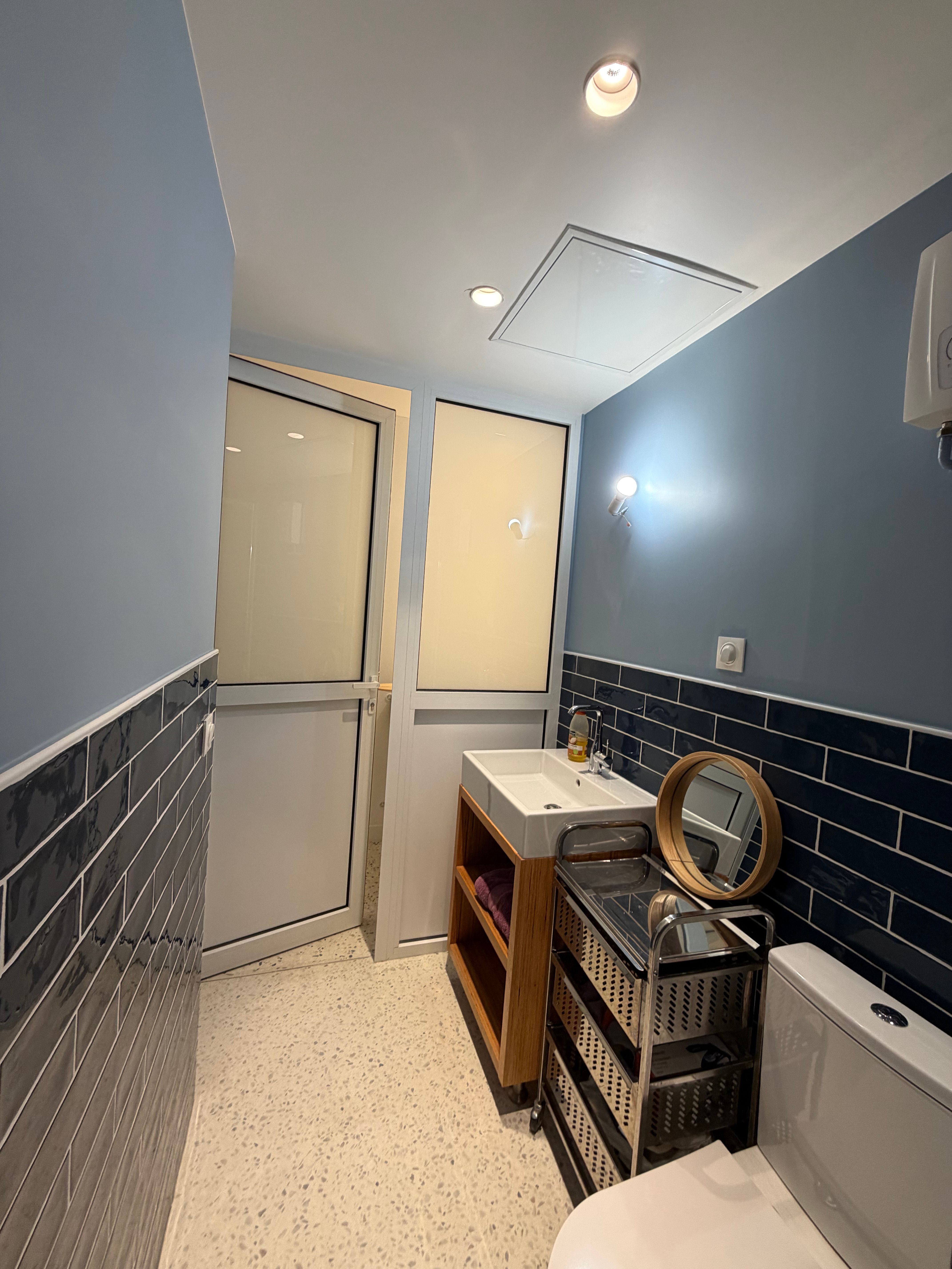  Elegant, Brand-New And Quiet One-Bedroom Apartment On Rue D’Enghien, Paris 10th – Courtyard Level, S  -  Elegant, brand-new and quiet one-bedroom apartment on Rue d’Enghien, Paris 10th – courtyard level, sleeps up to 4  - Gallery -  11