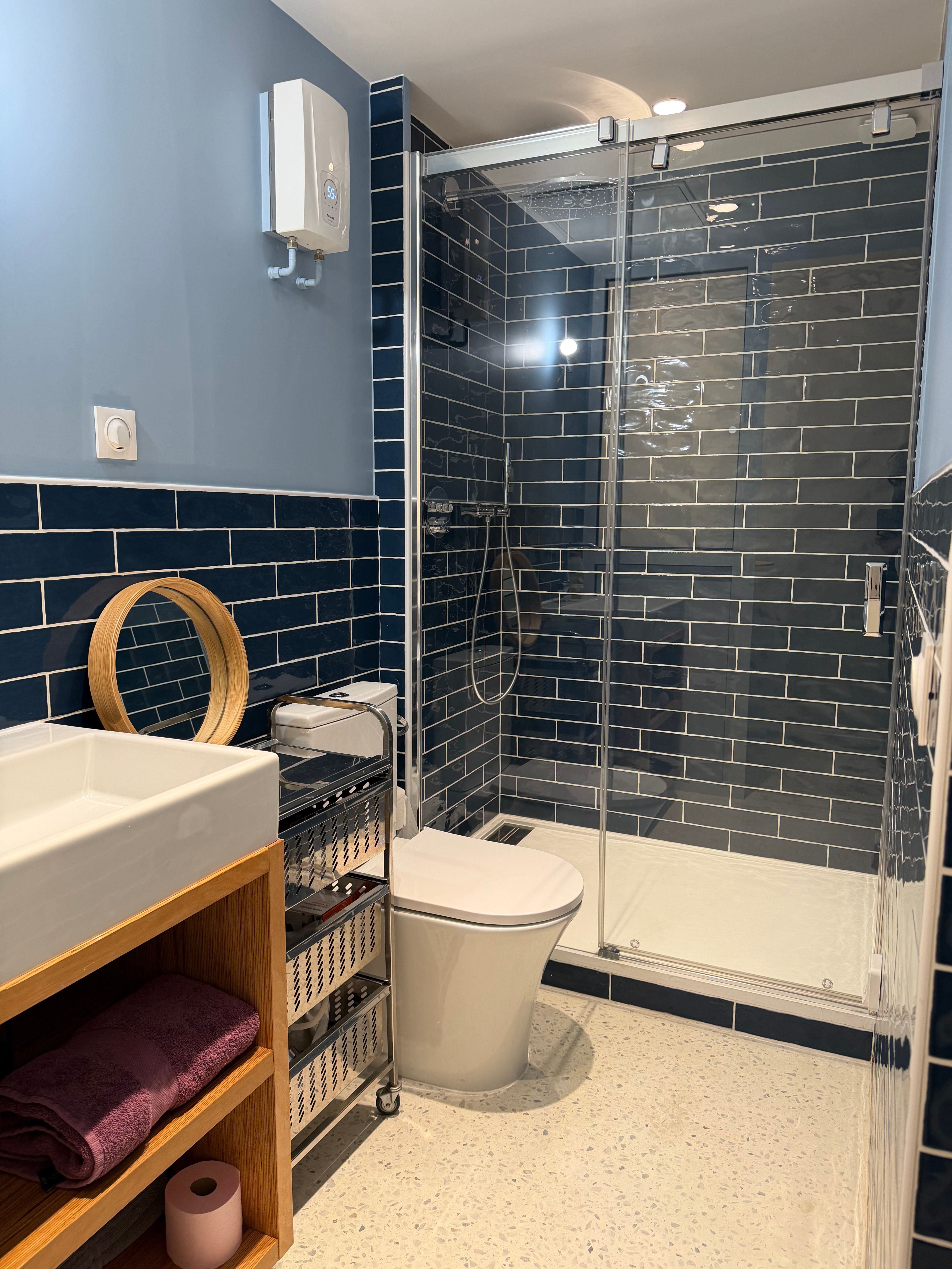  Elegant, Brand-New And Quiet One-Bedroom Apartment On Rue D’Enghien, Paris 10th – Courtyard Level, S  -  Elegant, brand-new and quiet one-bedroom apartment on Rue d’Enghien, Paris 10th – courtyard level, sleeps up to 4  - Gallery -  12