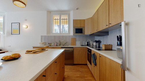 Spacious single ensuite bedroom near Palais Longchamp - Gallery - 11