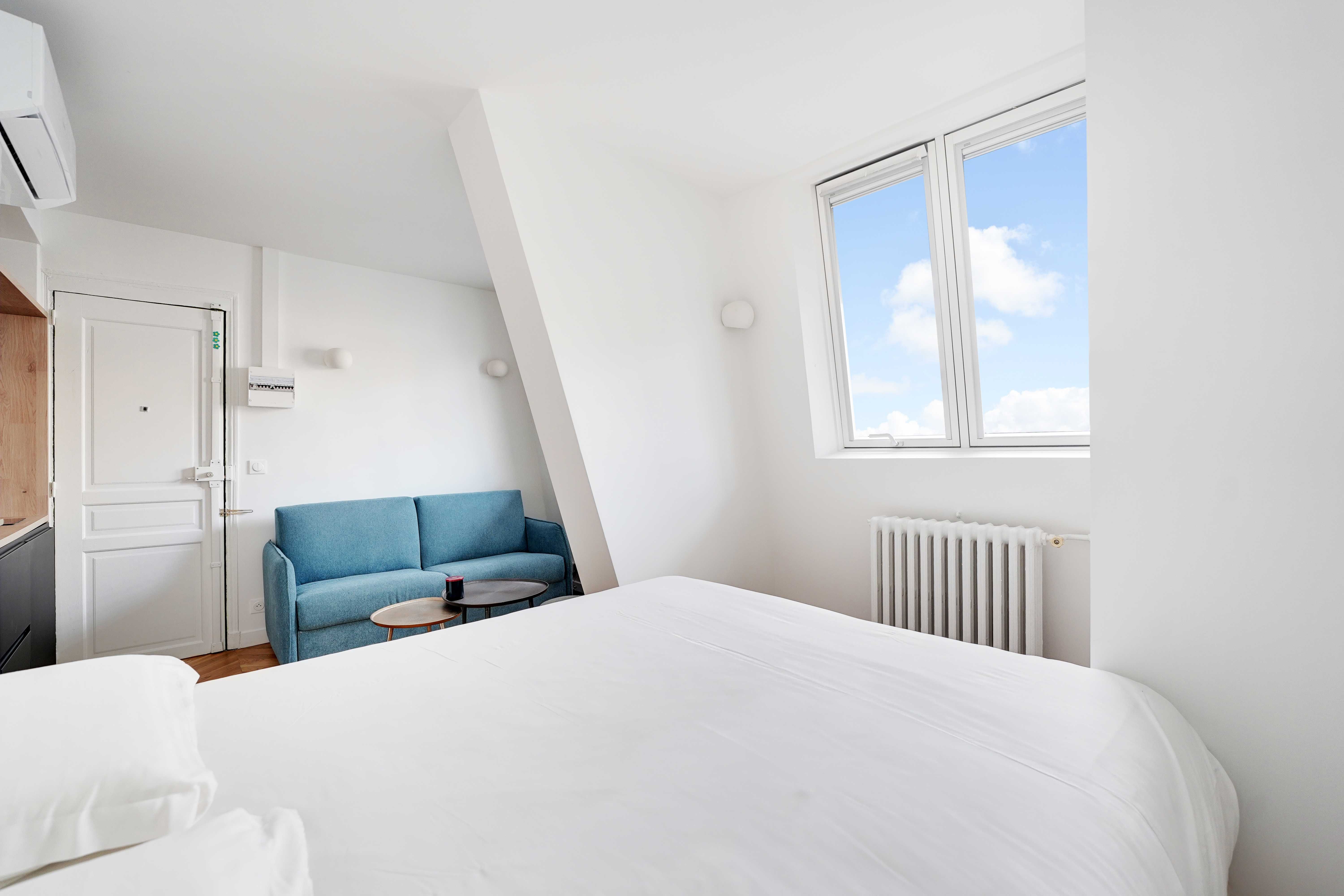  Cozy, Practical And Well-Furnished Studio For 2 People - Arc De Triomphe / Champs-Élysées  -  Cozy, practical and well-furnished studio for 2 people - Arc de Triomphe / Champs-Élysées  - Gallery -  4