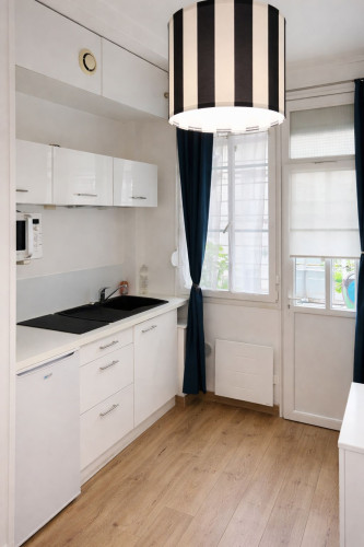 Pretty suite with nice city view