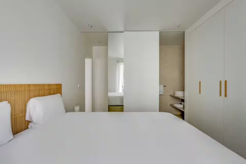 Beautiful, spacious apartment for 4 people in Sacré-Cœur