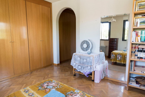 Big single bedroom near the Mirasierra metro with private bathroom - Gallery - 6