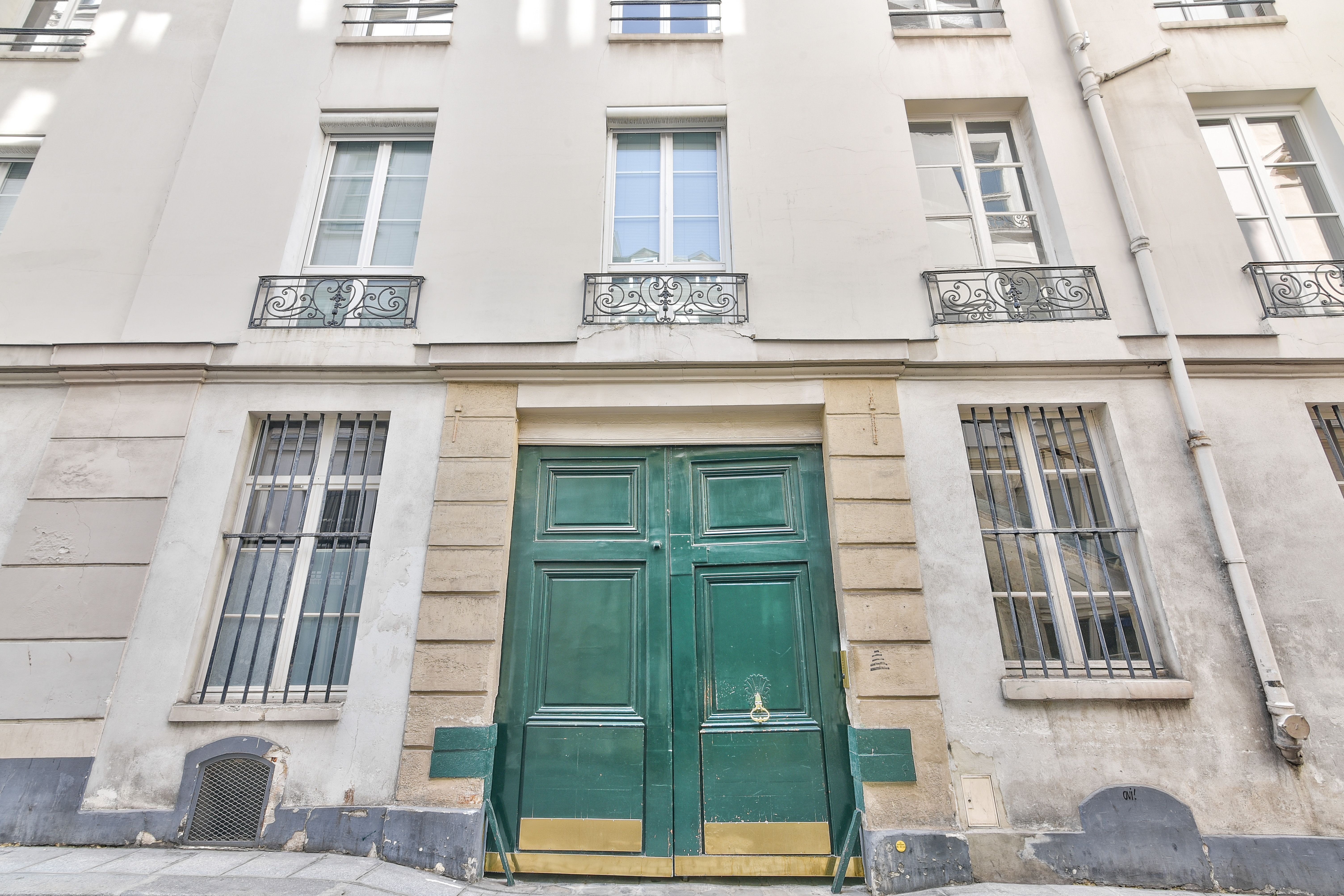  Elegant & Bright Studio – Central Paris (2nd Arrondissement)  -  Elegant & Bright Studio – Central Paris (2nd arrondissement)  - Gallery -  2