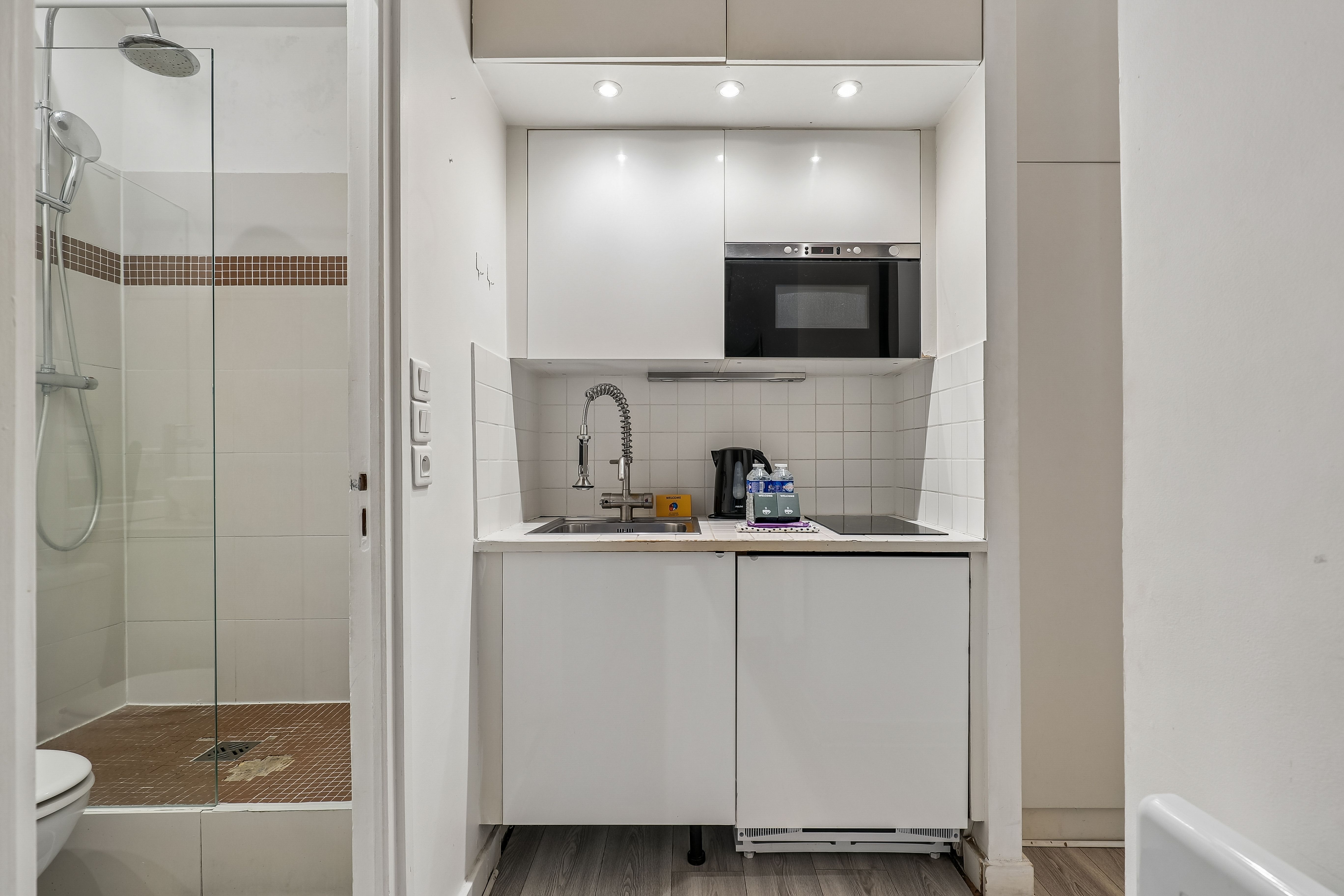  Bastille / Rue De La Roquette  -  Bastille / rue de la Roquette  - Gallery -  11