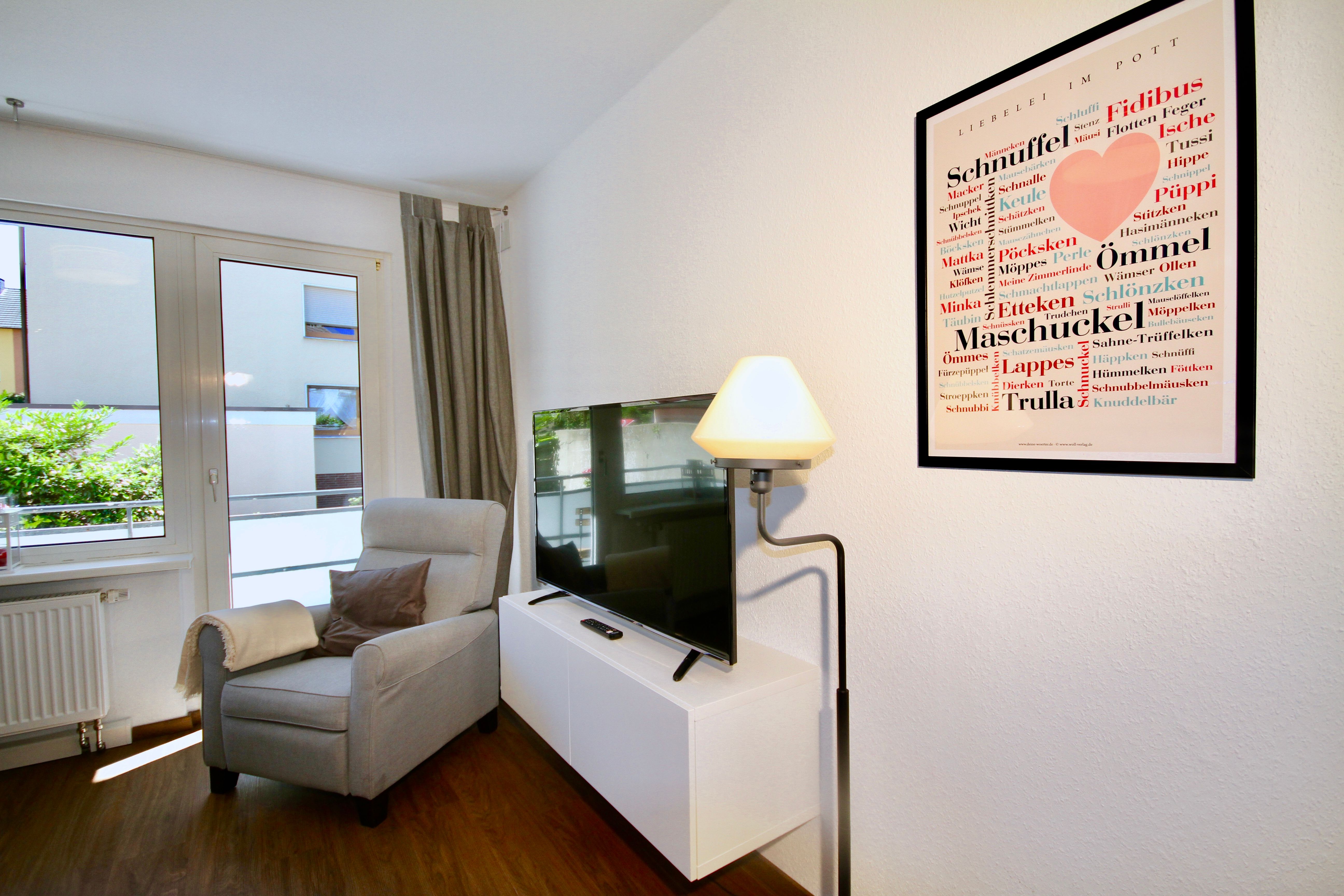  Quiet And Bright Apartment With Sunny Balcony In Bochum’s City Center  -  Quiet and Bright Apartment with Sunny Balcony in Bochum’s City Center  - Gallery -  5