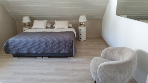 Premium Fully Furnished Home with Balcony - Idyllic Nature Location in Hanau-Wilhelmsbad - Gallery - 11