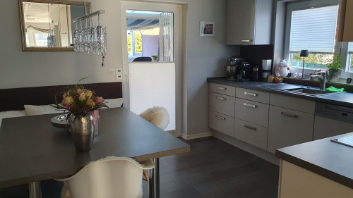 Premium Fully Furnished Home with Balcony - Idyllic Nature Location in Hanau-Wilhelmsbad - Gallery - 24