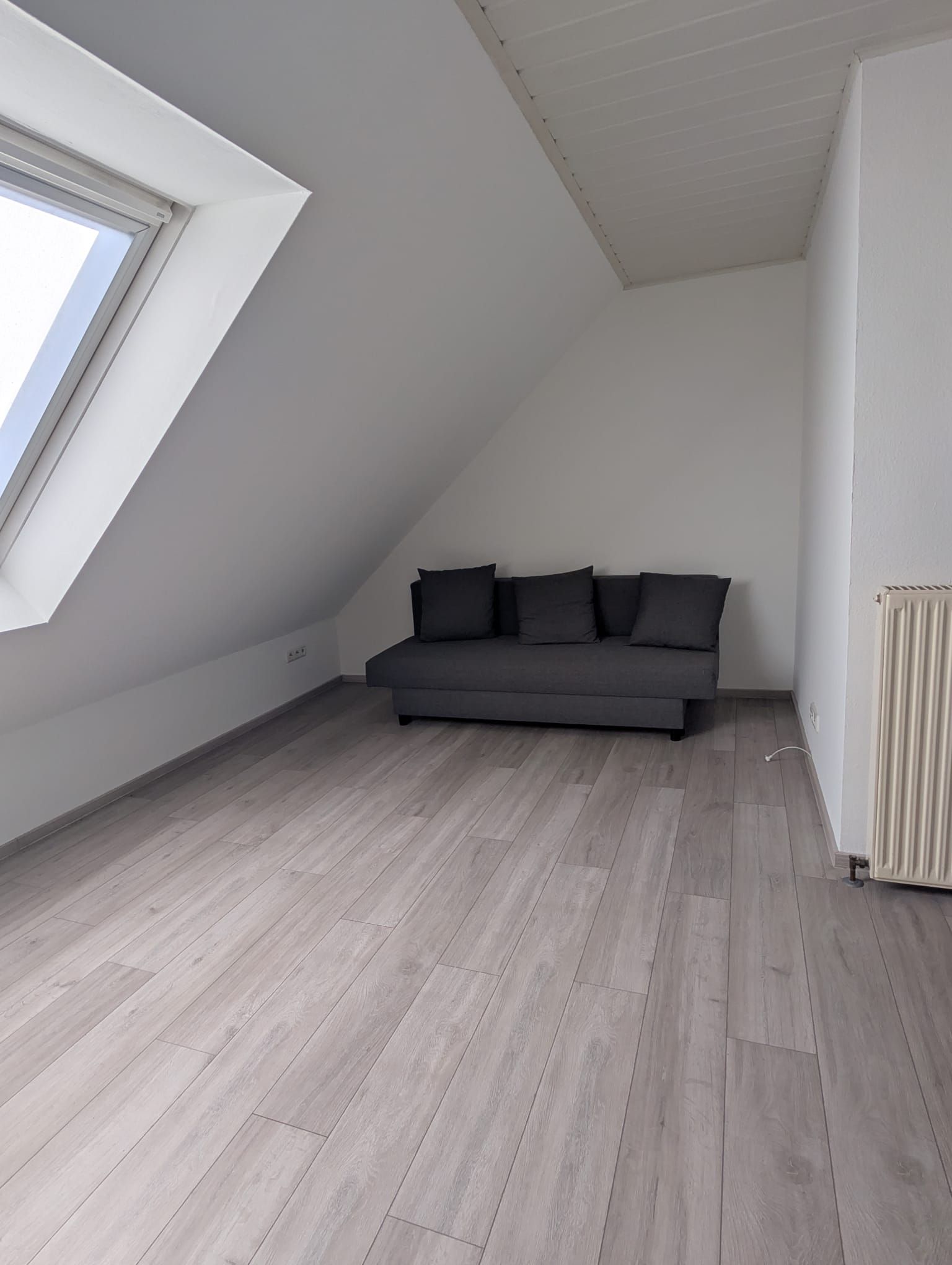 Premium Fully Furnished Home With Balcony - Idyllic Nature Location In Hanau-Wilhelmsbad - 6