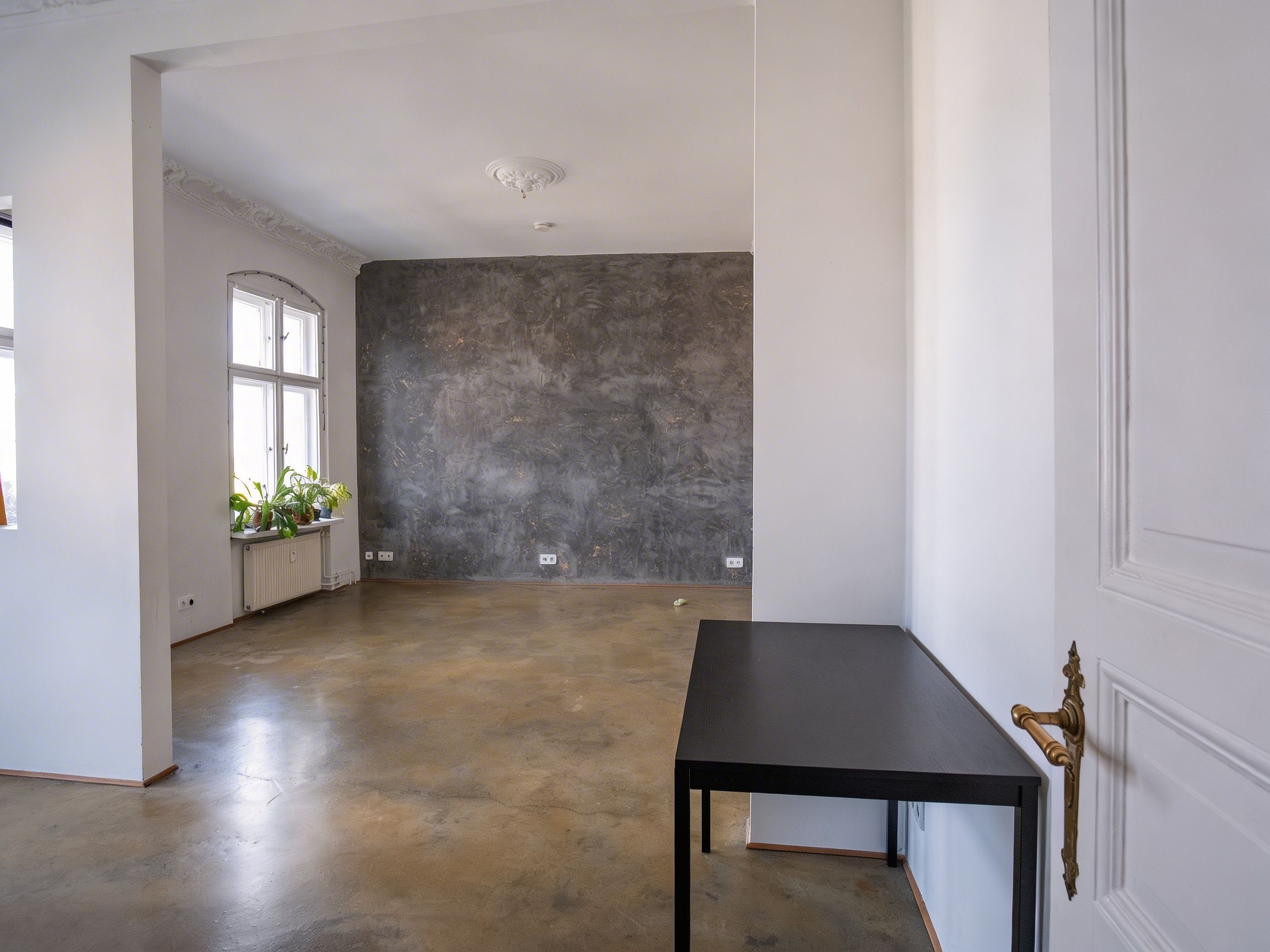 3-Room Altbau Near Mauerpark, 4th Floor, Flooded With Light - 3-Room Altbau near Mauerpark, 4th Floor, Flooded with Light - Gallery - 2