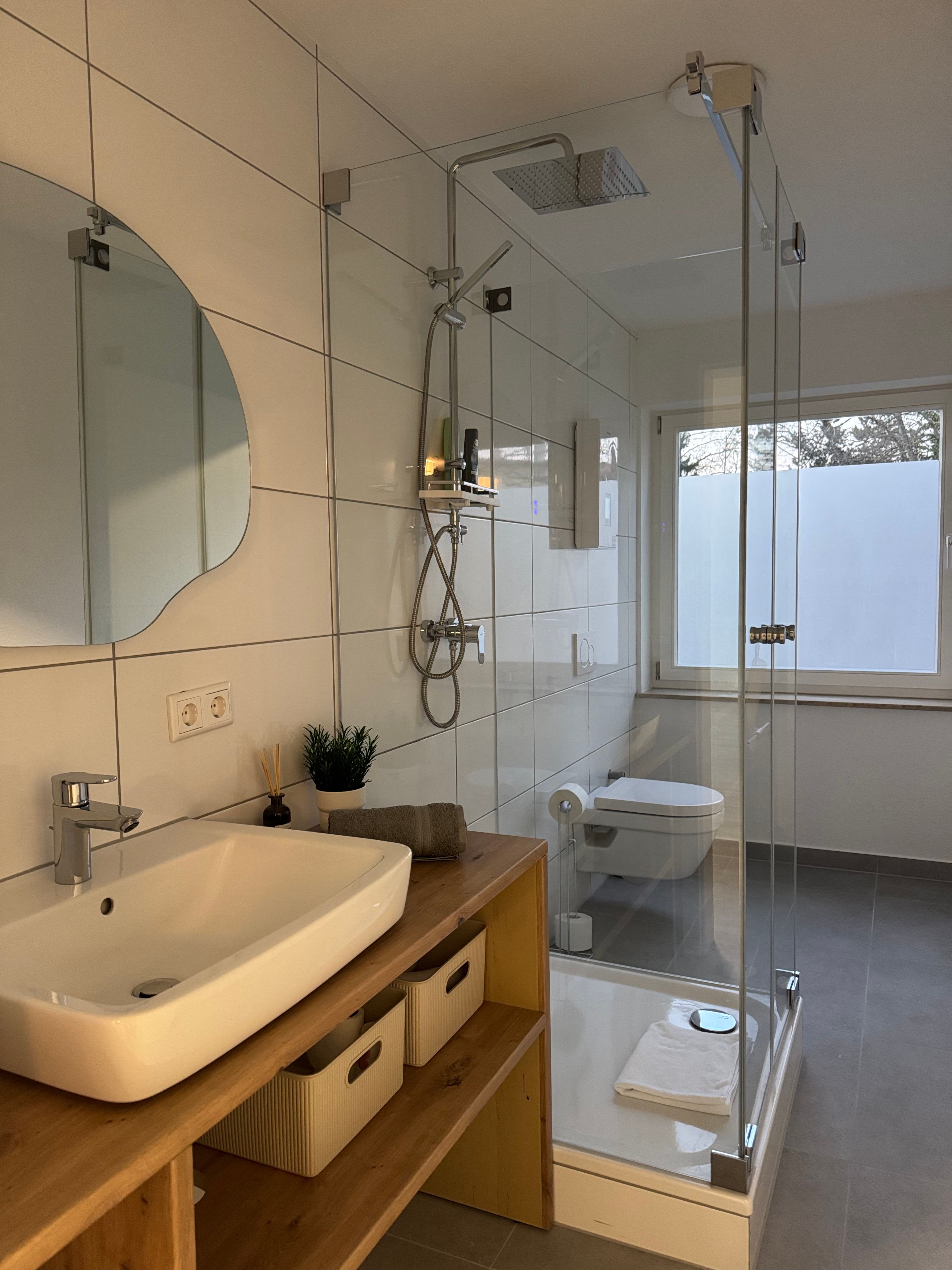  Spacious, Newly Furnished Apartment In The Center Of Darmstadt—perfect For Both Short And Long Stays  -  Spacious, newly furnished apartment in the center of Darmstadt—perfect for both short and long stays  - Gallery -  2