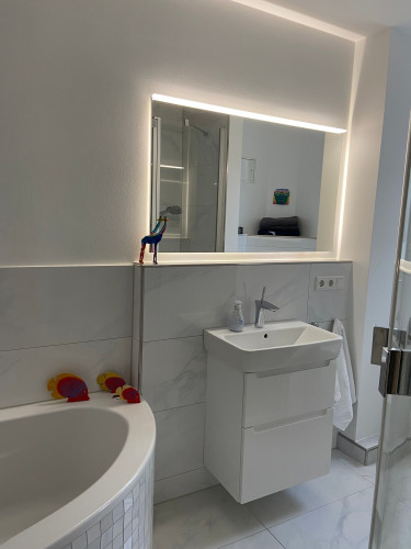 Quiet 110sqm apartment near main station with office - Gallery - 10
