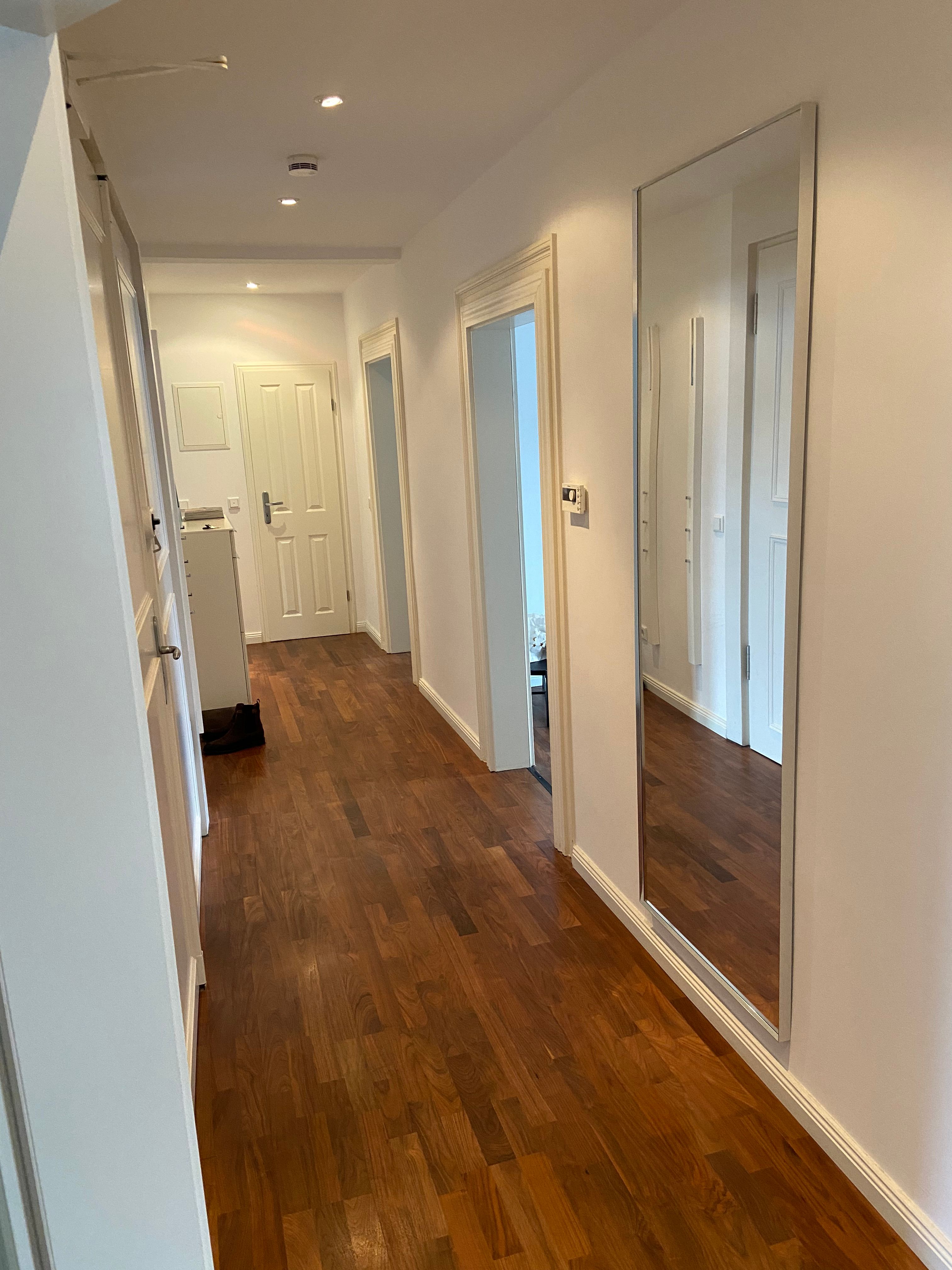 Quiet 110sqm Apartment Near Main Station With Office - 34