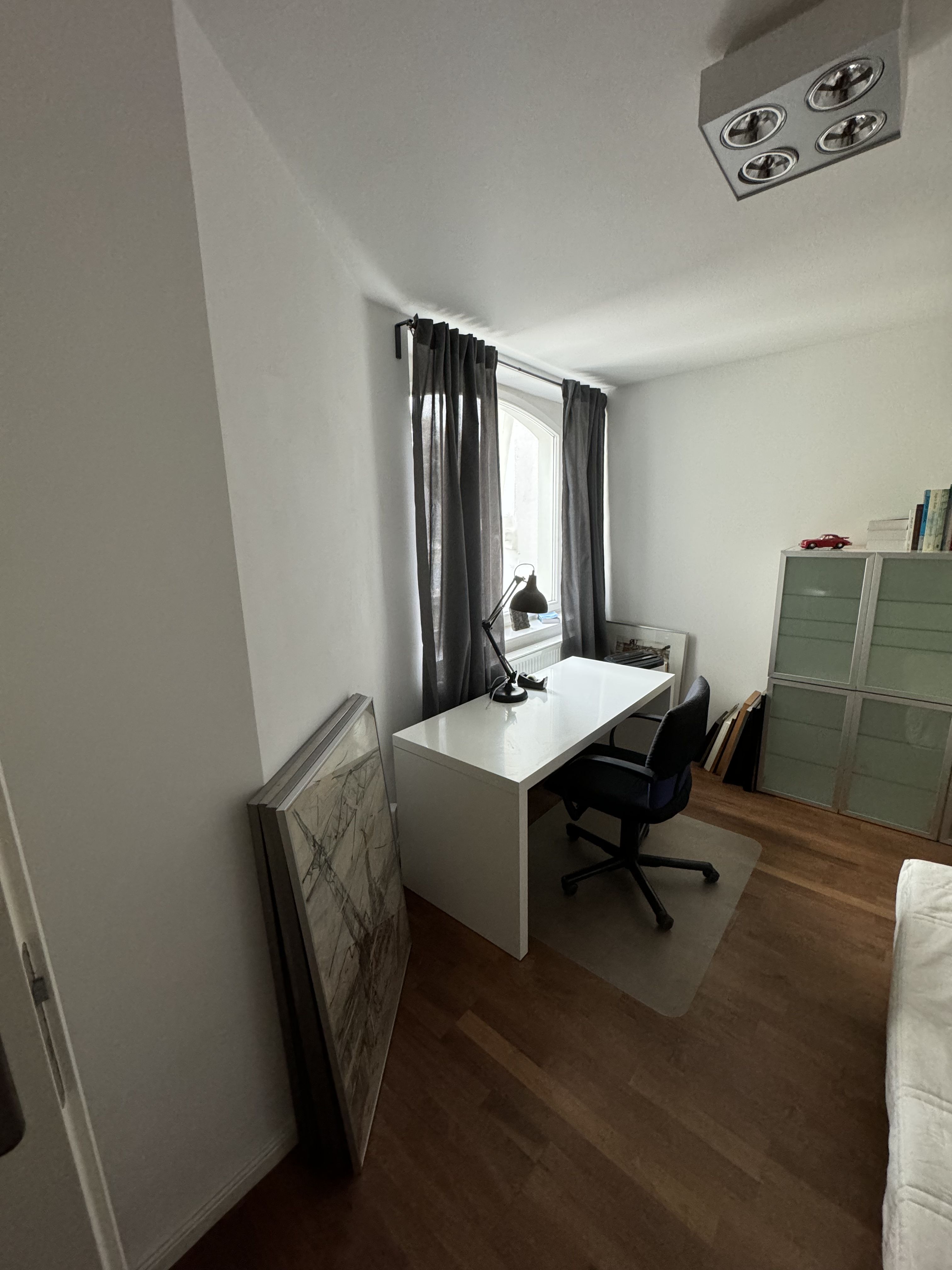 Quiet 110sqm Apartment Near Main Station With Office - 6