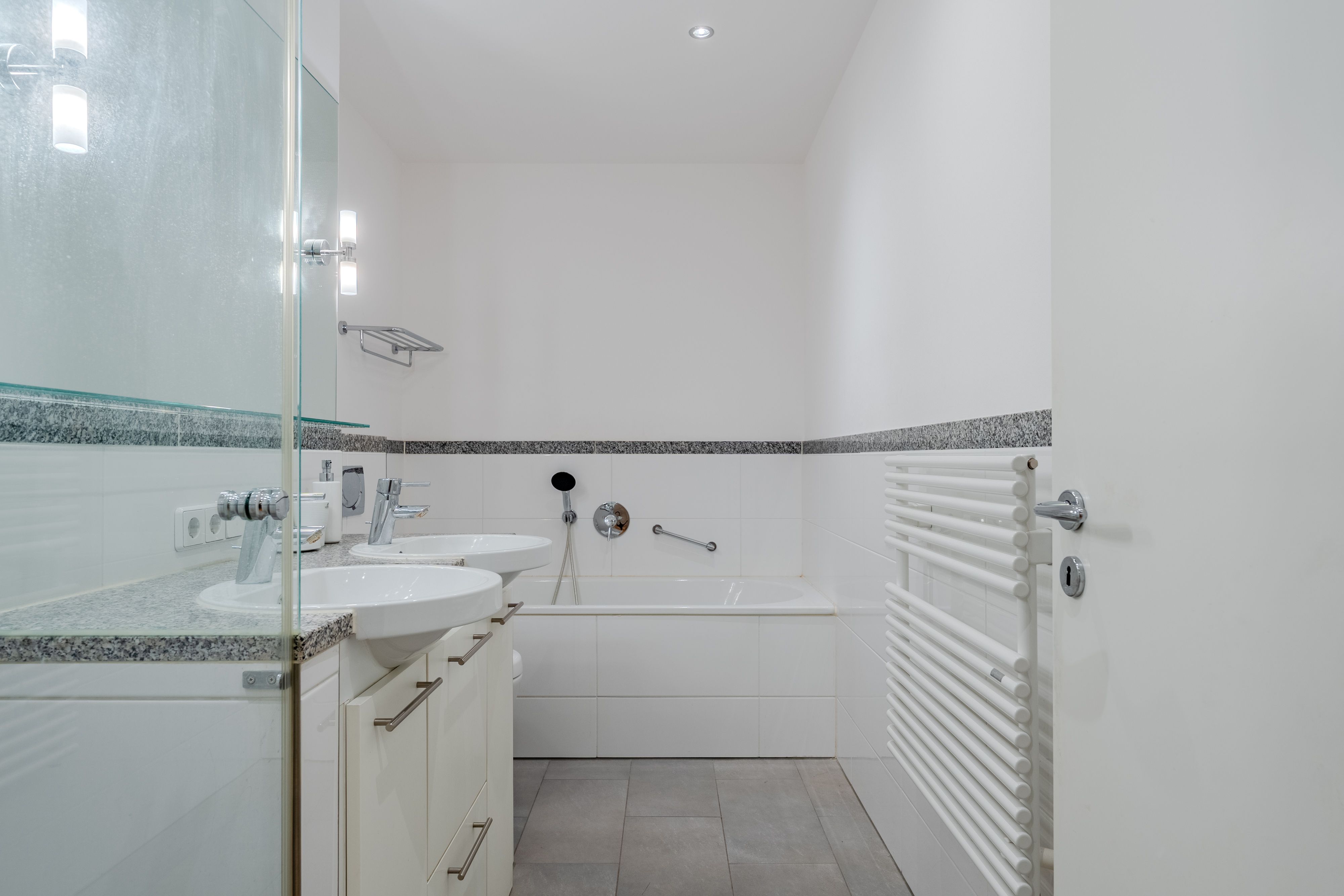 PERFECT FAMILY APARTMENT WITH VIEW TO THE CANAL - PERFECT FAMILY APARTMENT WITH VIEW TO THE CANAL - Gallery - 8