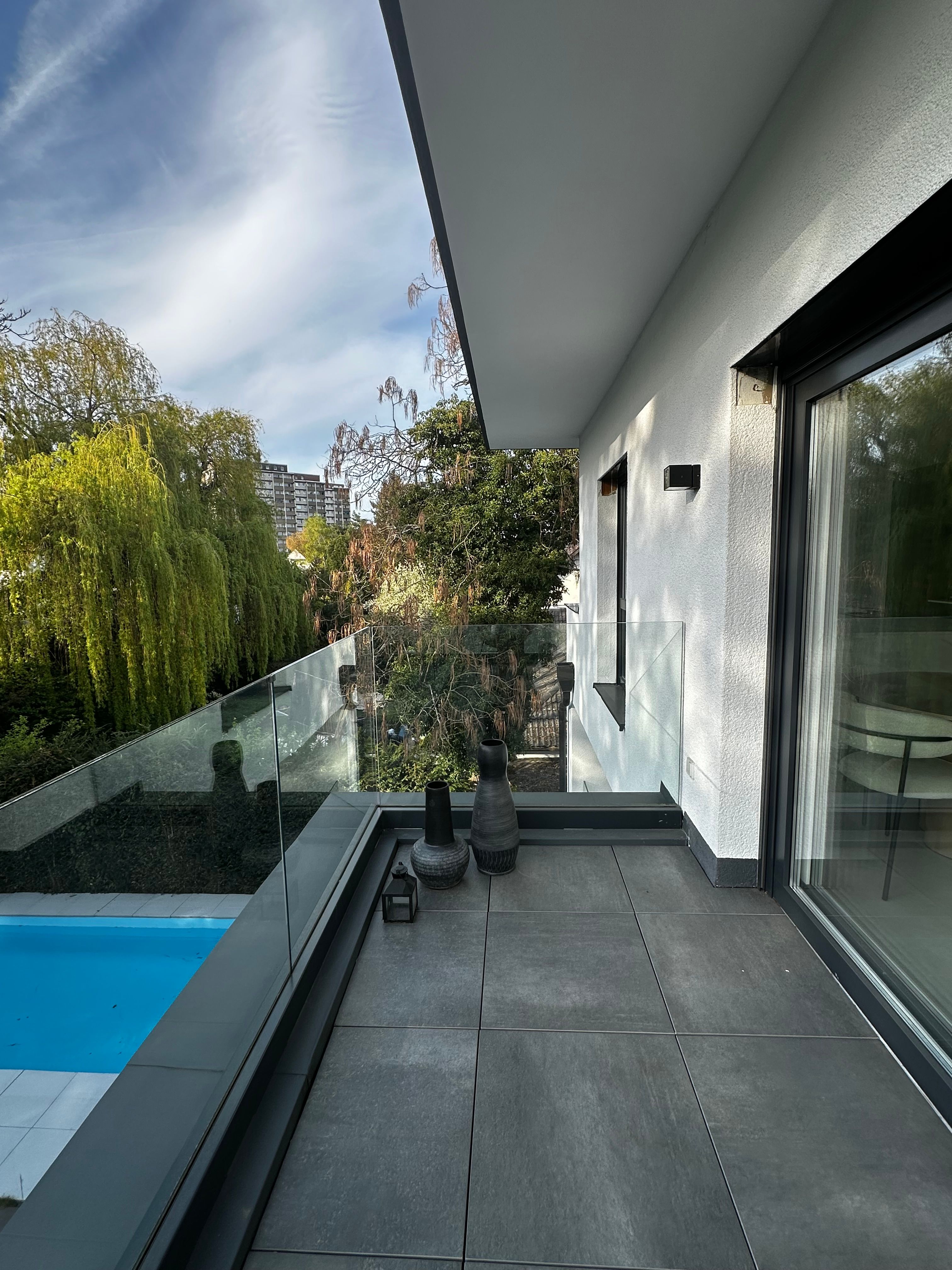 Luxury Penthouse Living With Panoramic Views Frankfurt Area– Fully Furnished - 2