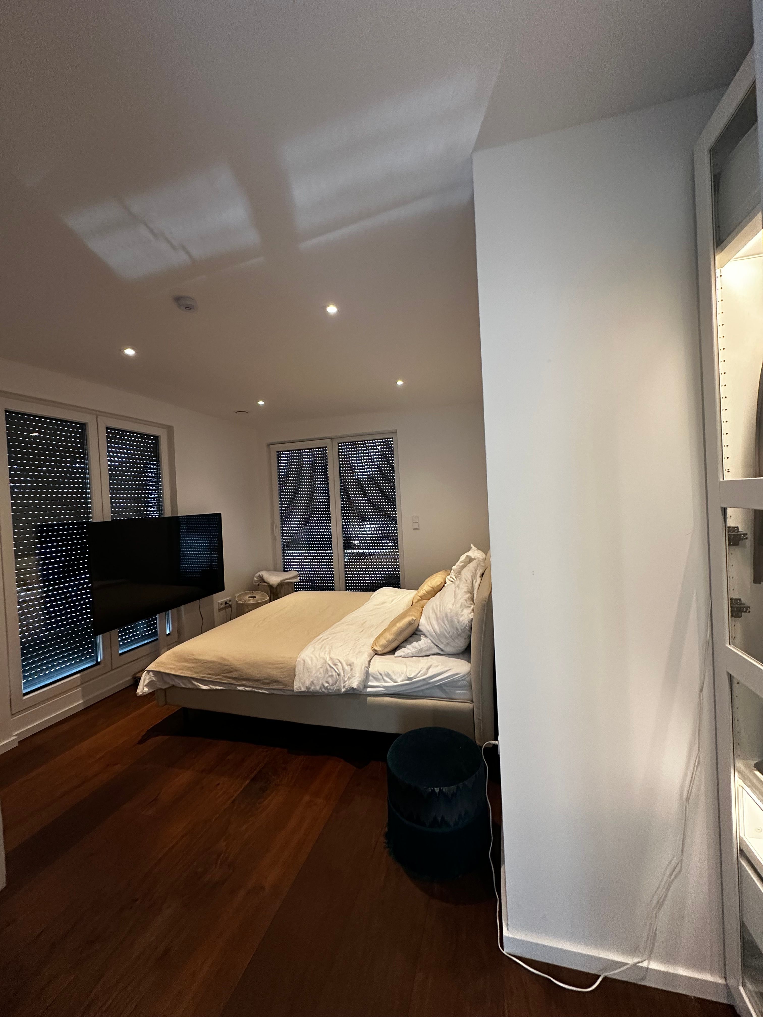 Luxury Penthouse Living With Panoramic Views Frankfurt Area– Fully Furnished - 22