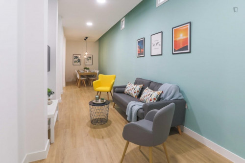 Tasteful double bedroom in a student flat, in Arguelles - Gallery - 19
