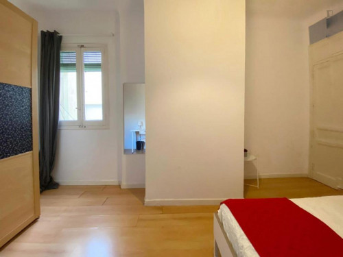 Single bedroom in an 8-bedroom flat, close to the Museo Lázaro Galdiano - Gallery - 12