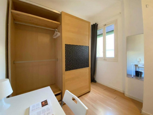 Single bedroom in an 8-bedroom flat, close to the Museo Lázaro Galdiano - Gallery - 15