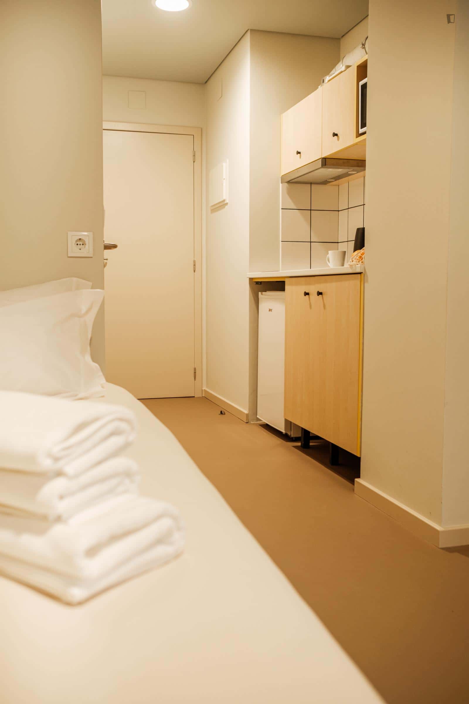  Studio Plus - Student Residence In Covilha  -  Studio Plus - Student residence in Covilha  - Gallery -  1