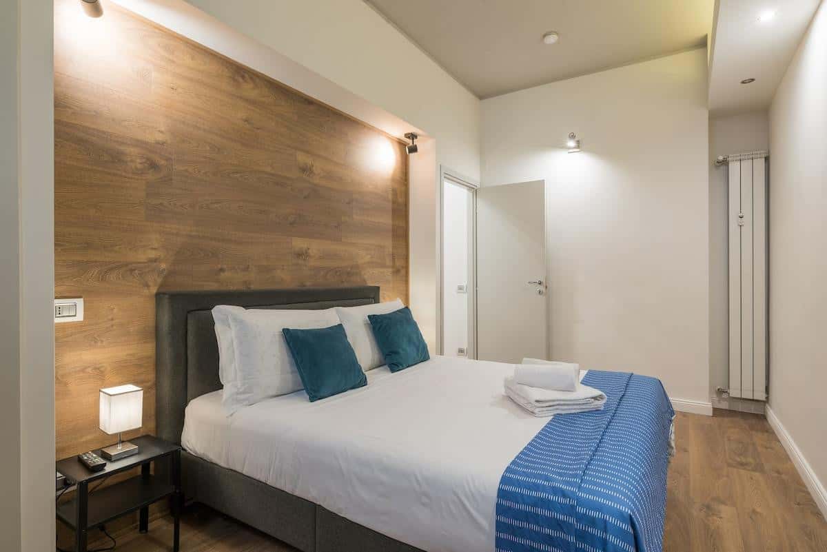  033 - Pomezia - La Luna Nel Pozzo A Roma  -  033 - Pomezia - La luna nel pozzo a Roma  - Gallery -  1