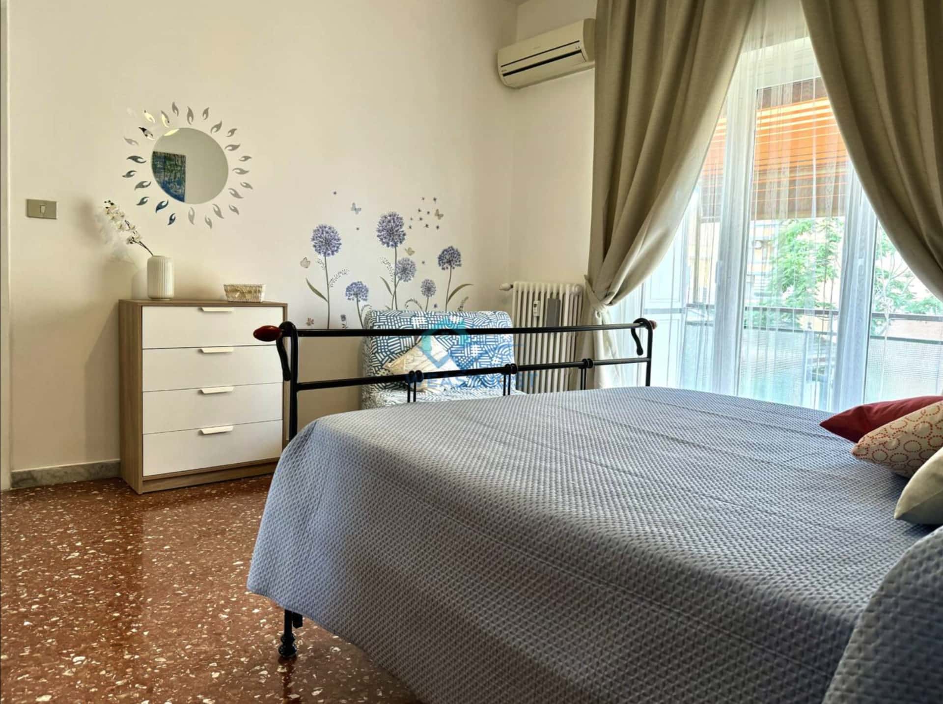  077 - Anassimandro - Typical Grandma's Roman Apartment  -  077 - Anassimandro - Typical Grandma's Roman Apartment  - Gallery -  1