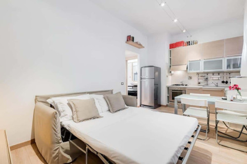 042 - Bruno Da Faà - Warm flat near the Vatican