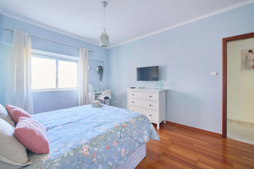 2 BDR Apartment in Rua Palmira Bastos, Odivelas - Gallery - 70