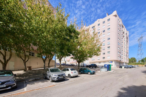 2 BDR Apartment in Rua Palmira Bastos, Odivelas - Gallery - 22