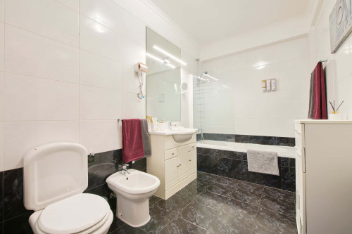 2 BDR Apartment in Rua Palmira Bastos, Odivelas - Gallery - 32