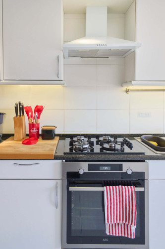 2 BDR Apartment in Rua Palmira Bastos, Odivelas