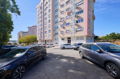 2 BDR Apartment in Rua Palmira Bastos, Odivelas - Gallery - 23