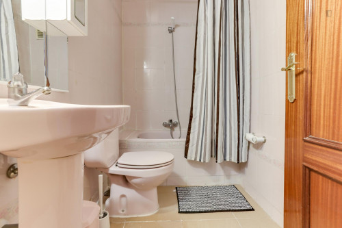 Pleasant single bedroom in Villaviciosa de Odón