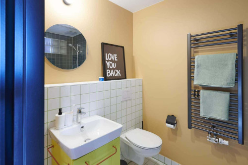 Modern Medium Studio