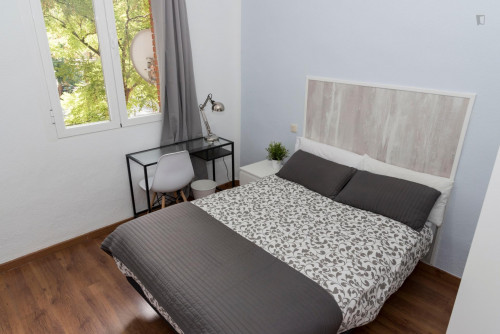 Fantastic double bedroom close to Universidad Europea de Madrid