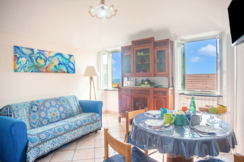 Casa Felice Sanremo Centre Sea-View Apartment for 4