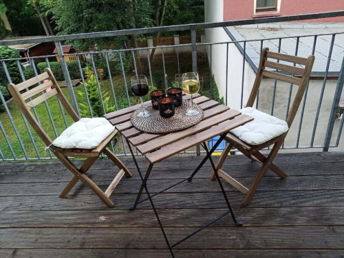Quiet Yet Central – 2-Room Apartment in Lively Alt­lin­denau - Gallery - 2