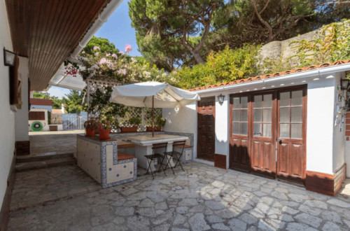 Charming House and Terrace - Gallery - 32