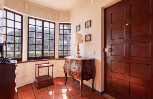 Charming House and Terrace - Gallery - 12