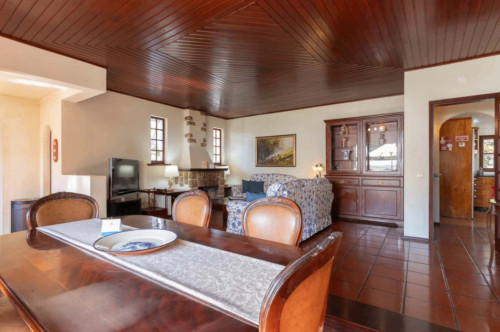 Charming House and Terrace - Gallery - 41