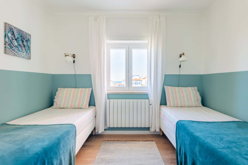 Cozy 2BDR Apartment in Avenida do Mar, Ferrel - Gallery - 8
