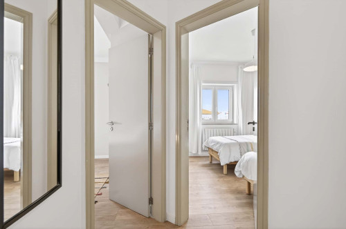 Cozy 2BDR Apartment in Avenida do Mar, Ferrel
